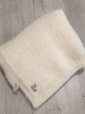 Vintage Donegal Design Ireland Hand Woven Off White Mohair Large Shawl Blanket